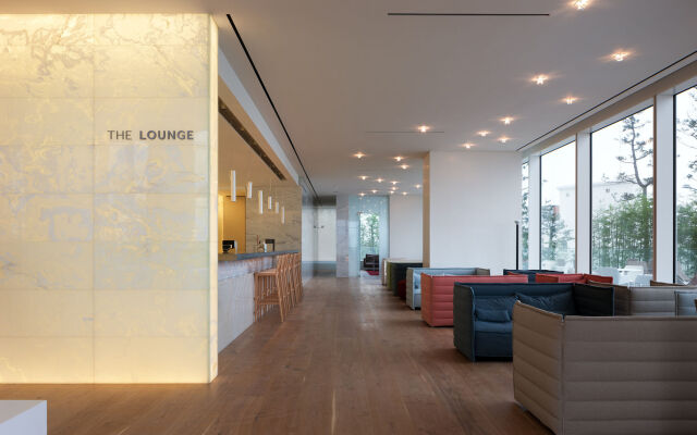 SEAMARQ Hotel