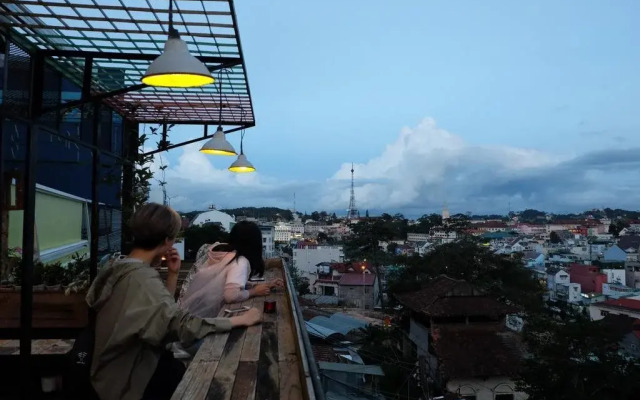 Gaia Hostel