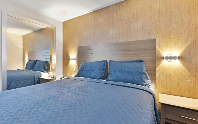 Casa Blanca Hotel Brooklyn