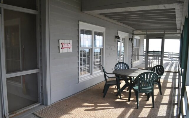 Sea Cliff - 4 Br Home
