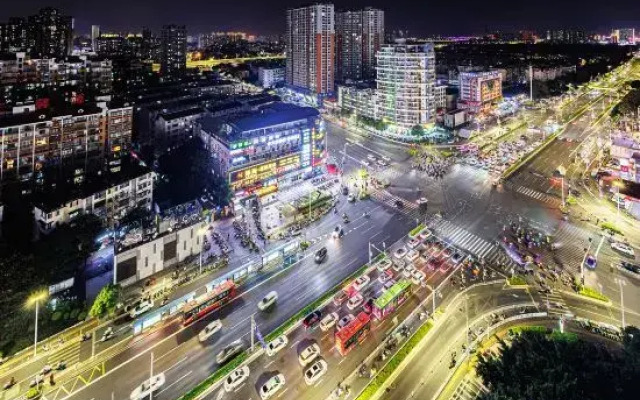 Dome Hotel Apartment (Guangxi University Subway Station Zoo)