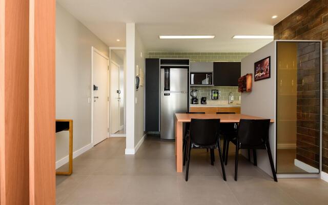 Apartamento c/ Piscina e Garagem | FL 960/520