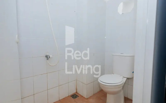 RedLiving Apartemen Gunung Putri Square - Top Room