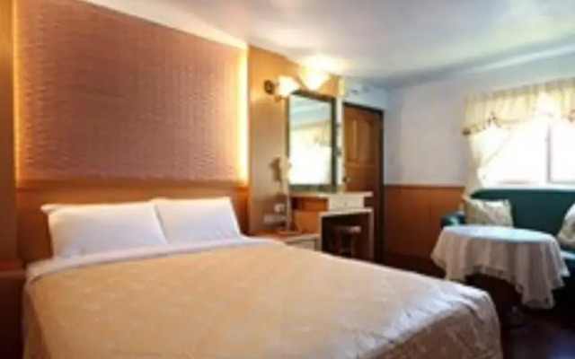 Long Keng Hotel