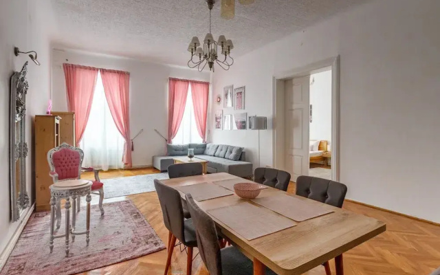 Mira Central Residence