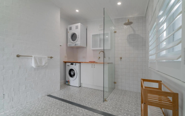 Quinn's Cottage - Central Armidale