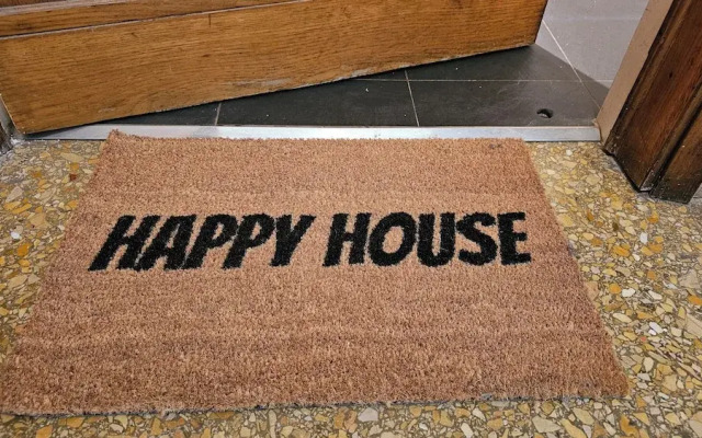 Happy House