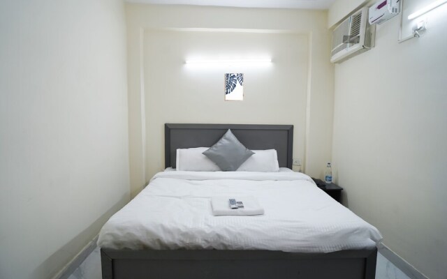 Roomshala 034 Grihum Noida Sector 63