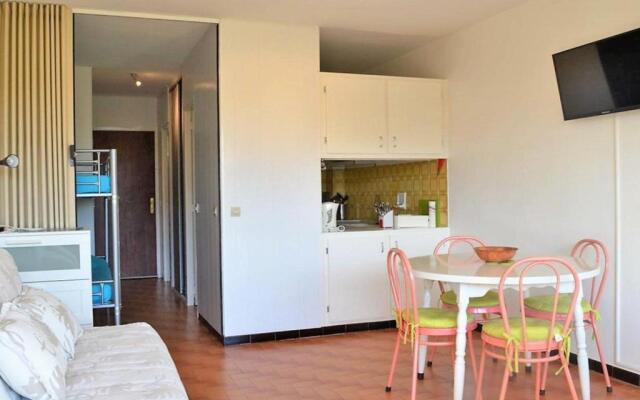 Appartement Le Lavandou, 1 pièce, 4 personnes - FR-1-251-187
