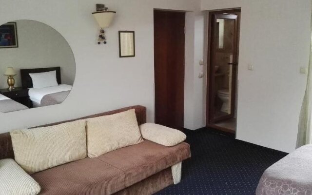 Hotel Solo ***