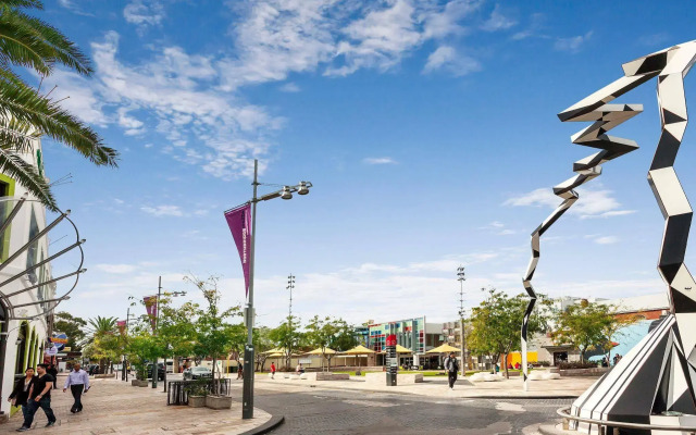 Best Western Northbridge Apartments