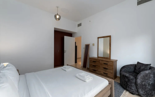 Cozy 3BR Space at JBR Beach Nearby