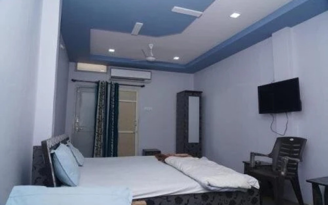 Hotel Shreenathji by OYO