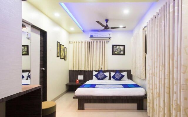 Hotel Shri Niwas Executive