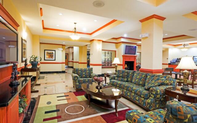 Holiday Inn Express Hotel & Suites Fairfield - North, an IHG Hotel