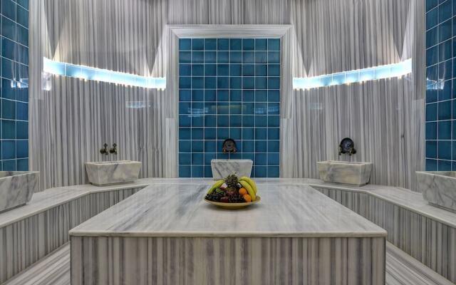 La Local Suites & Spa