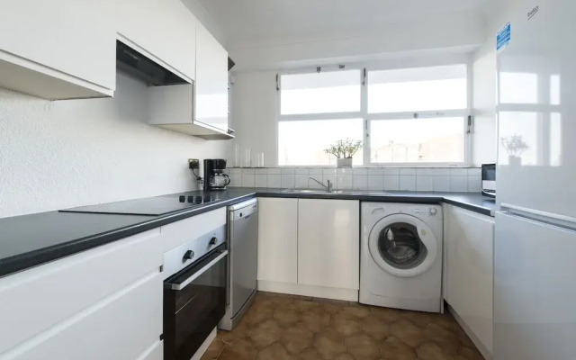 Bright 3 Bedrooms in Central London/lupus Street