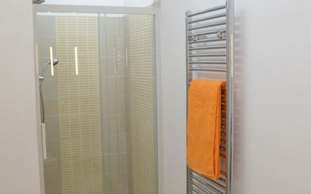 IzzHome Orange