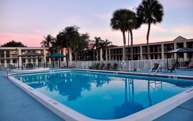 Winter Haven Suites & Conference Center