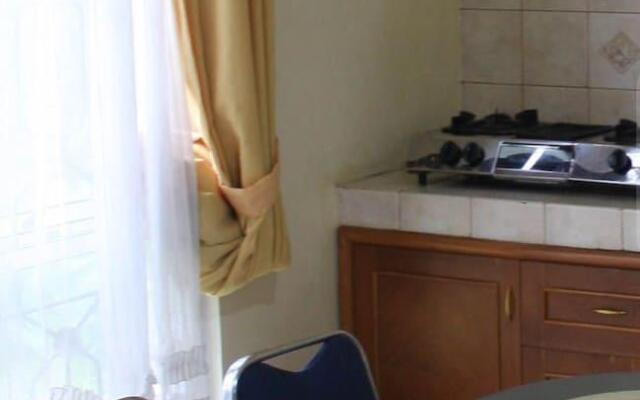 Villa Kota Bunga Azalea