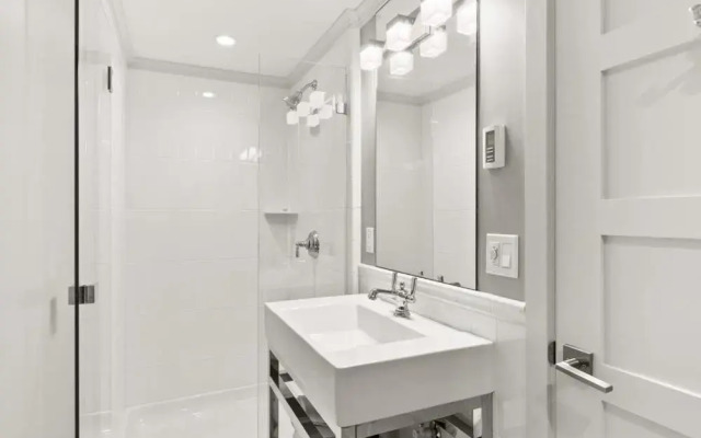 Beautiful Remodeled Home 30 night min