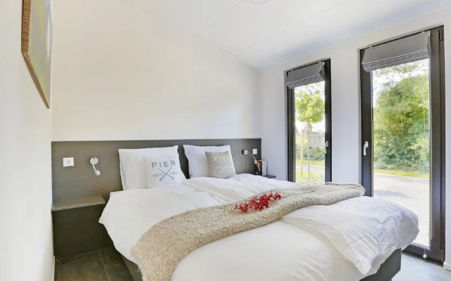 Modern Chalet With Nice Sliding Doors Near Lochem