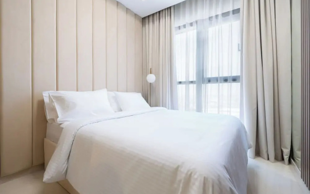 Chic 2BR Urban Escape in Aykon City