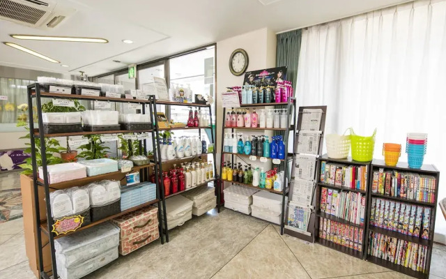 Kanayama Plaza Hotel