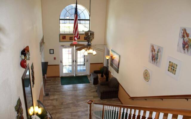 Travelodge by Wyndham Perry National Fairgrounds Area I-75