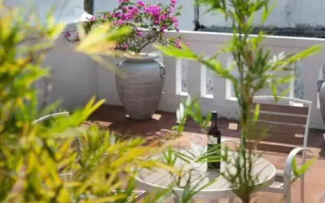 Barnes Place Bungalow