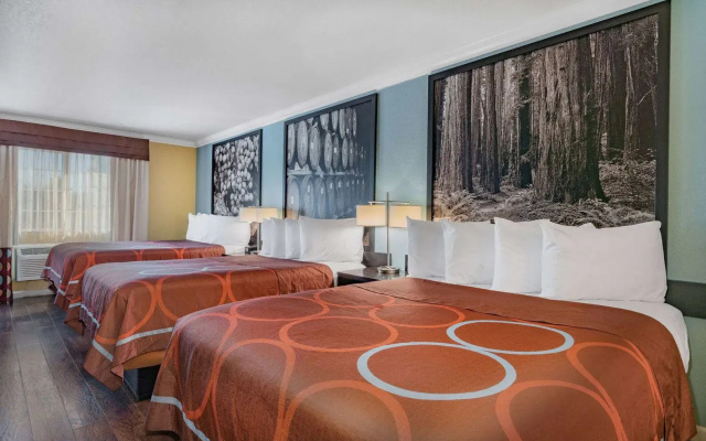 The Orchard Hotel Ukiah Mendocino County