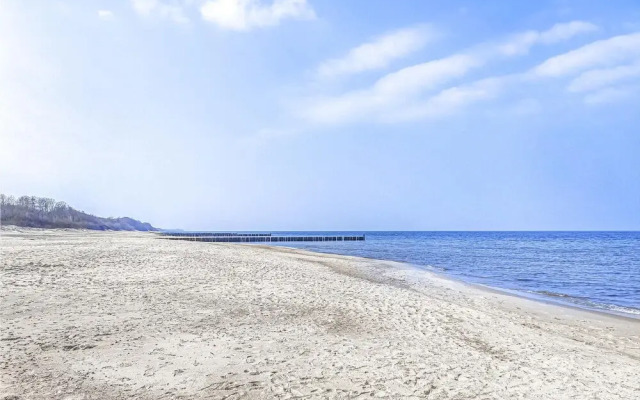 Awesome Home in Jaroslawiec With 1 Bedrooms