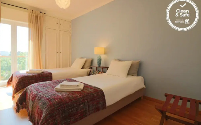 Cascais Estoril Apartment Near the Beach