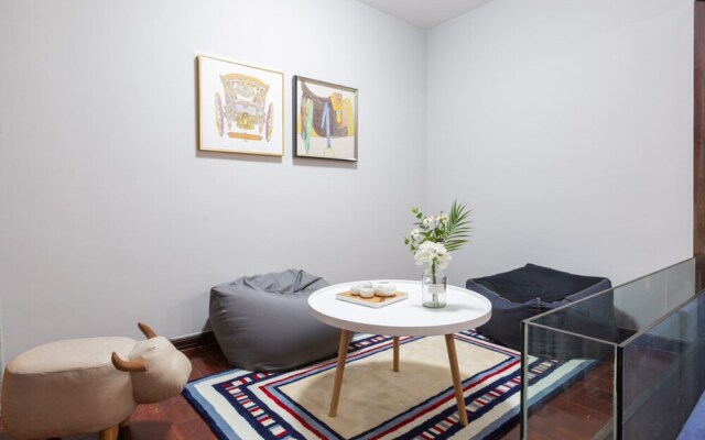Locals Boutique Apartment Qianshan No.11