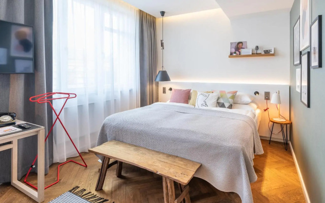 Mosaic House Design Hotel