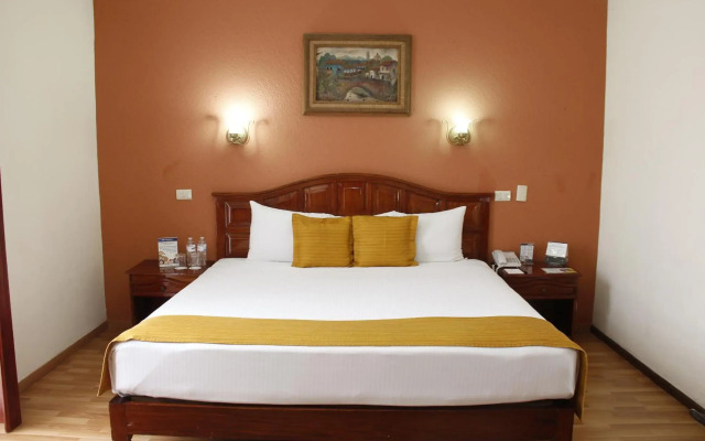 City Express Plus by Marriott Guadalajara Palomar