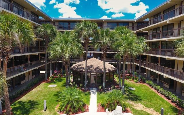 Banyan Hotel & MicroSuites