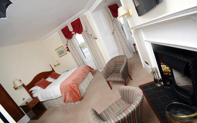 The Royal Hotel