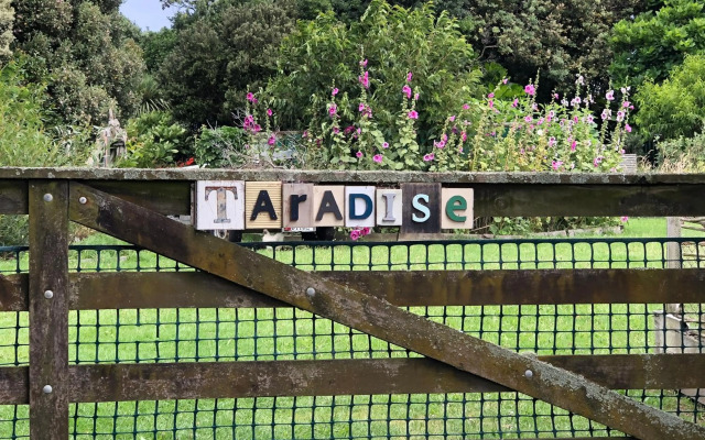 @Taradise-Opunake - eco-friendly Coastal hideaway