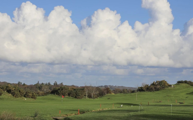 Tegfryn Bach