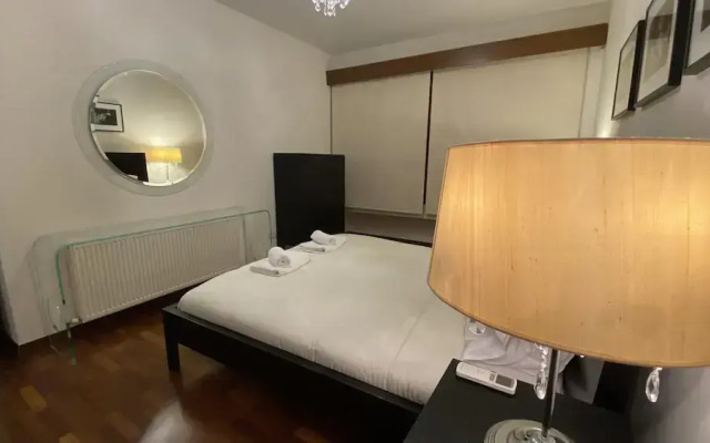 Hallmark Beach Apartment