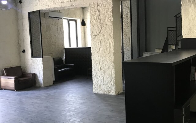 Hotel Aguna
