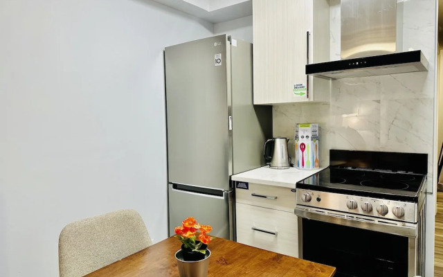 One Studio with BBQ & a Huge Patio