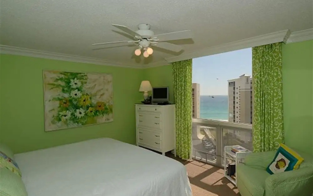 Shoreline Towers 3116 3 Bedroom Condo