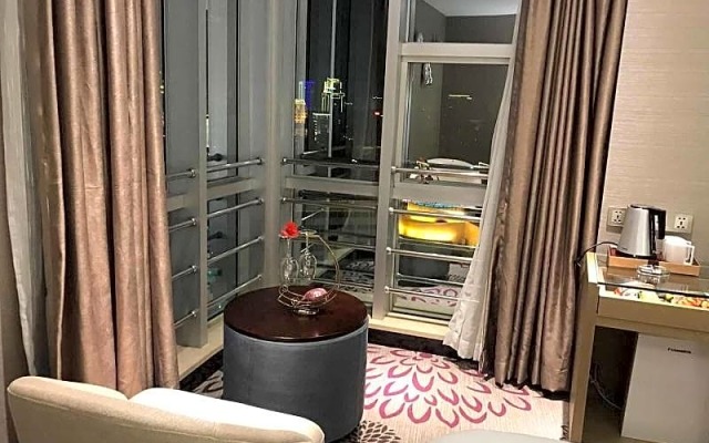 Lavande Hotel Heyuan Avenue Asia's first fountain