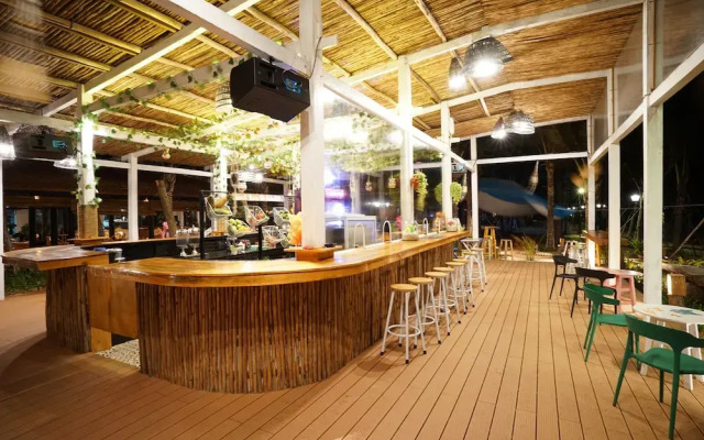 Honba Lagi Beach Resort