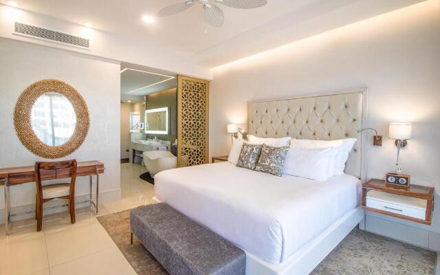 Luxe 2 BR Condo on the Beach