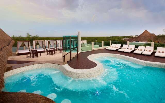 Desire Riviera Maya Resort, Couples Only - Adults Only All Inclusive