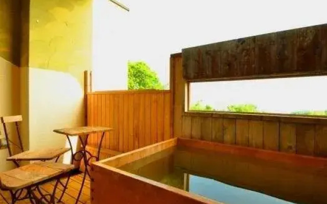 Tsukiyado Luck Hotel