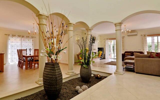 Villa Tulipa / Ategina V036 (Oceano)